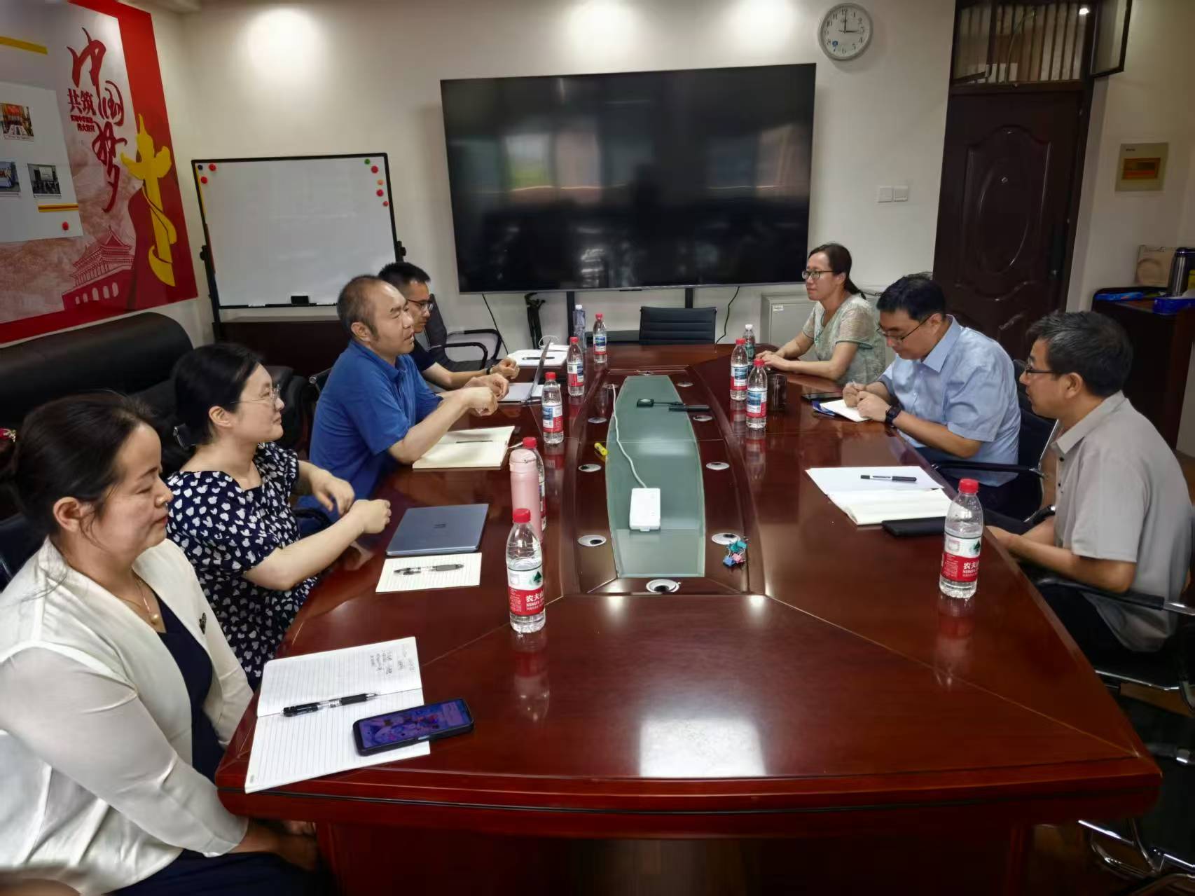 20260709法学院赴统计学院开展座谈交流，共商数智法治人才培养方案.jpg